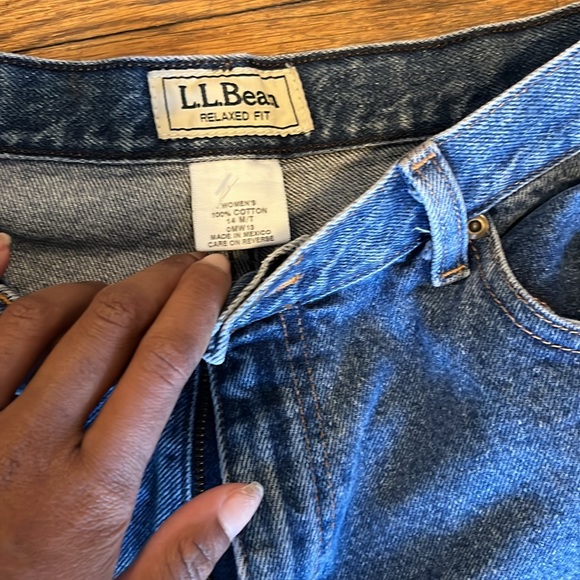 L.l bean jeans size 14 long. - Picture 2 of 3